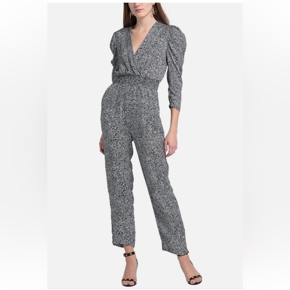 Maje Womens Pomela Animal Print
Jumpsuit and White Jumpsuit Sz 4/34 or Small